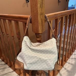 Michael Kors Crosby Bag 30H8GCBL3B Vanilla/Acorn w/ Dust Bag